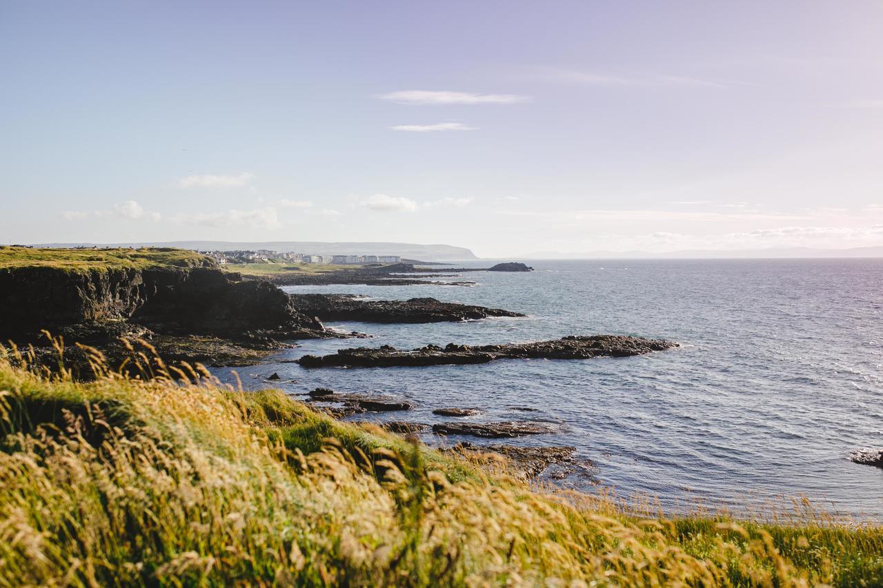 Inn On The Coast Portrush Buitenkant foto